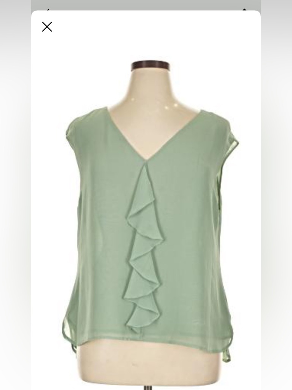 CeCe size XL Ruffle V-Neck Sleeveless Top